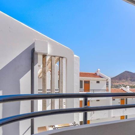 Stylish Flat And Pool With 3 Rooms, Sleeps 6, Los Cristianos لوس كريستيانوس المظهر الخارجي الصورة